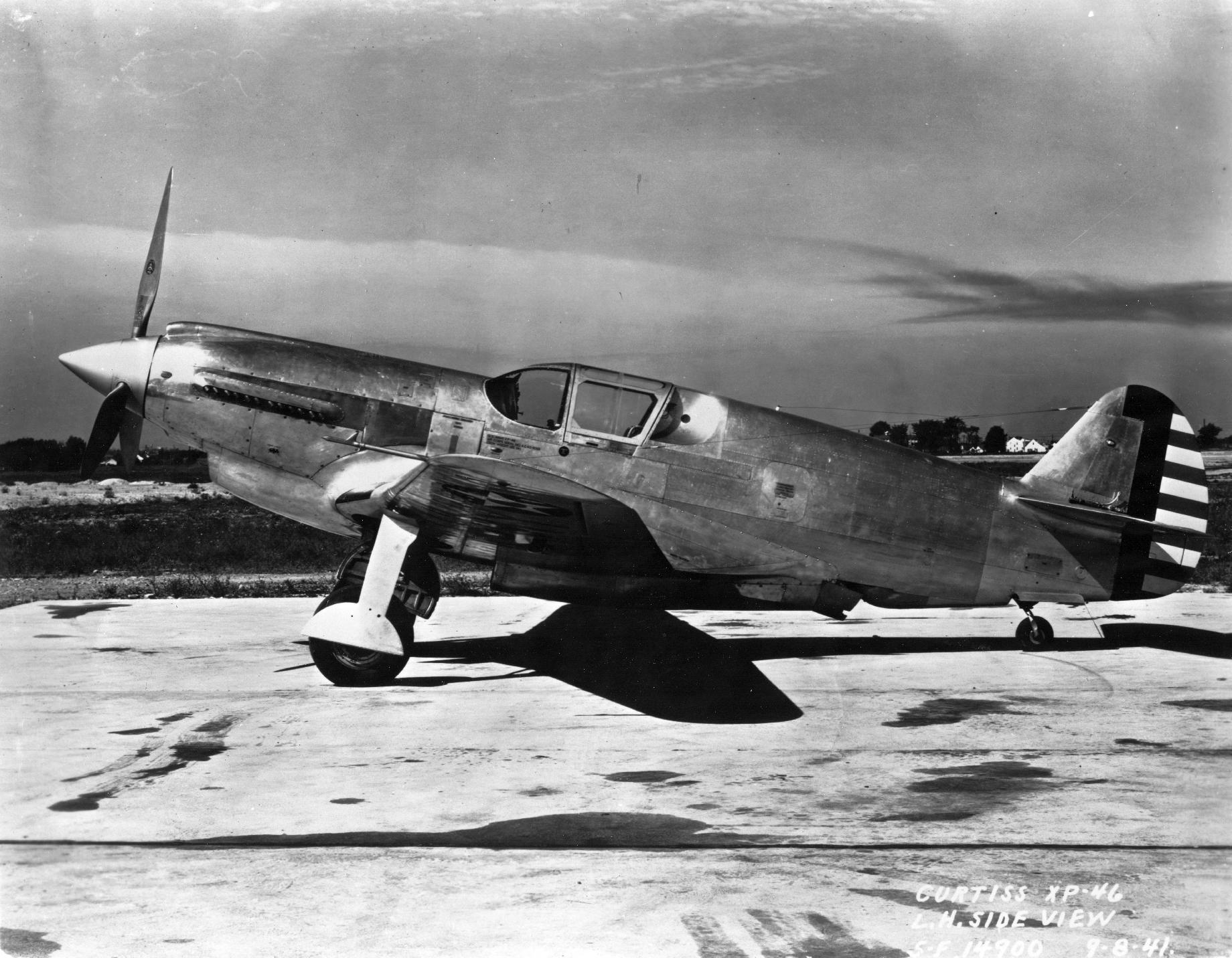 Curtiss_XP-46_side_view