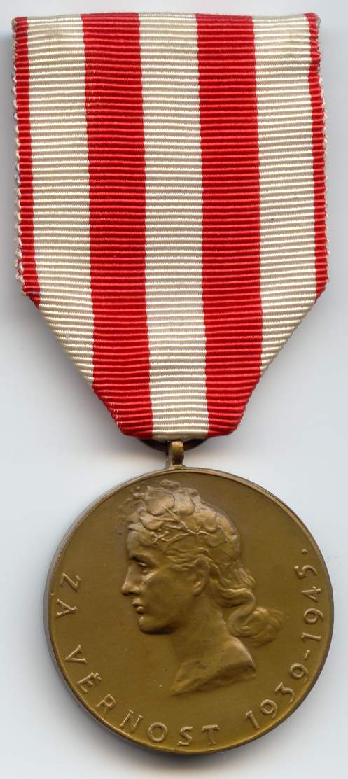 Czechoslovak COMMEMORATIVE MEDAL FOR FIDELITY 1939-1945
