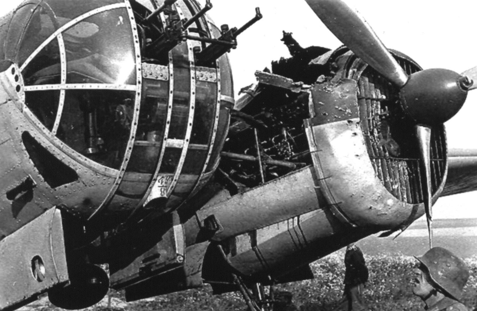 damaged_soviet_bomber_sb