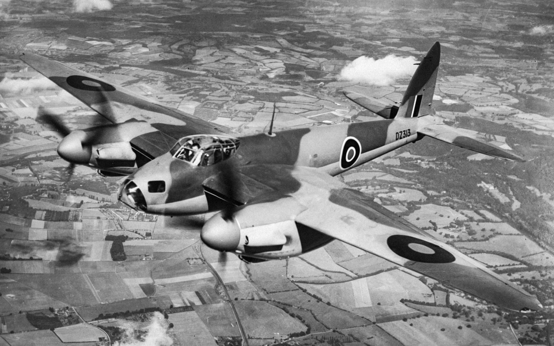 De Havilland DH.98 Mosquito B Mk.IV, DZ313