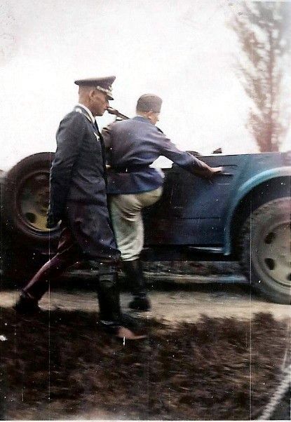 Der Hauptmann der 2. Kompanie im Gelände