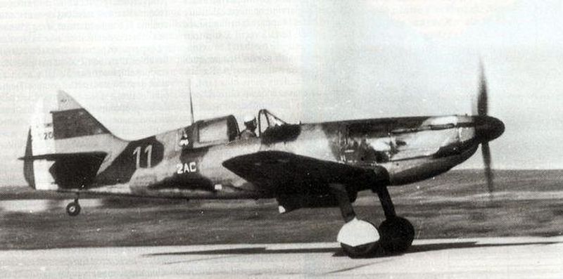 Dewoitine D.520,  Escadrille 2AC, 1942