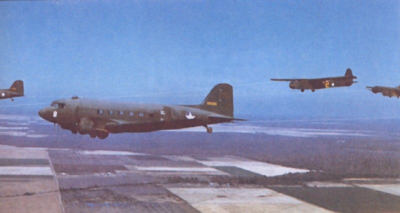 Douglas C-47-DL Skytrain