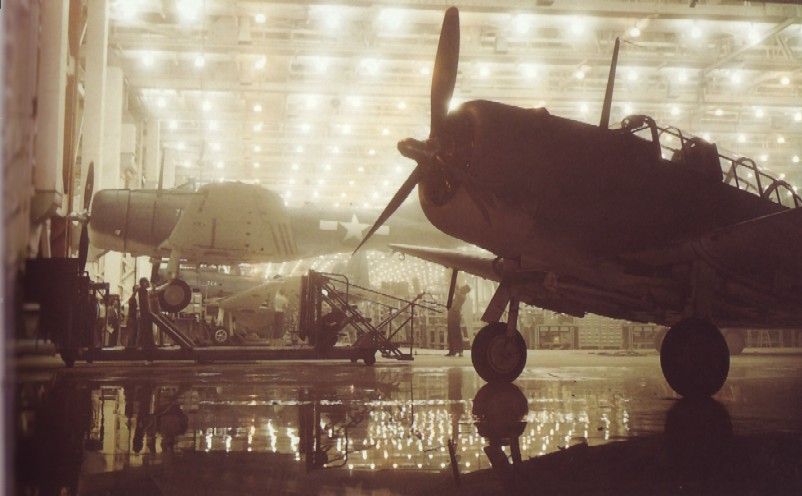 Douglas SBD-5 Dauntless