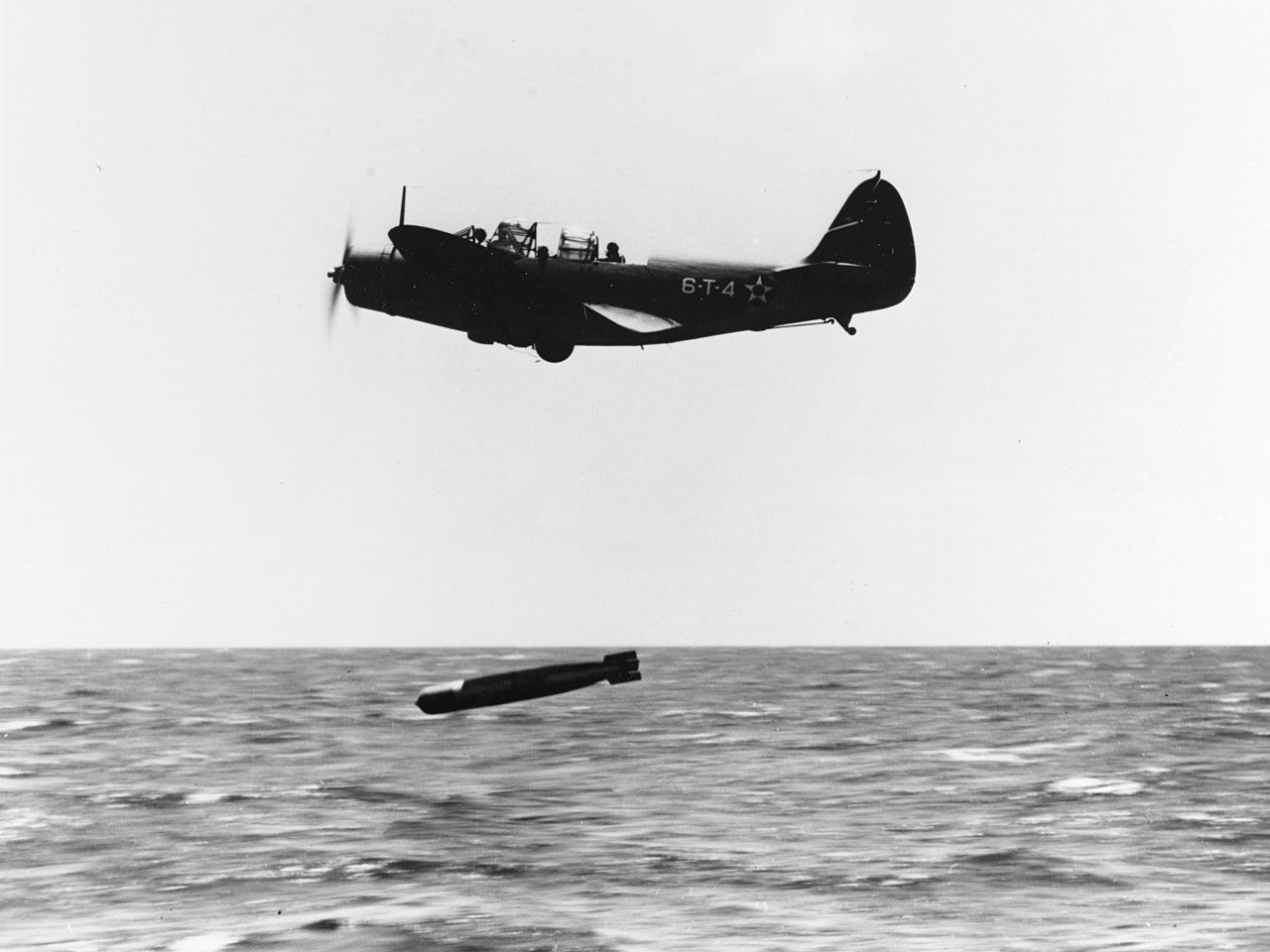 Douglas TBD-1 Devastator of the VT-6 squadron dropping Mk.13 torpedo, 20 October 1941