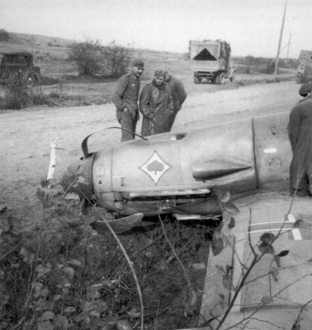 downed_Messerschmitt_Bf_109F-4