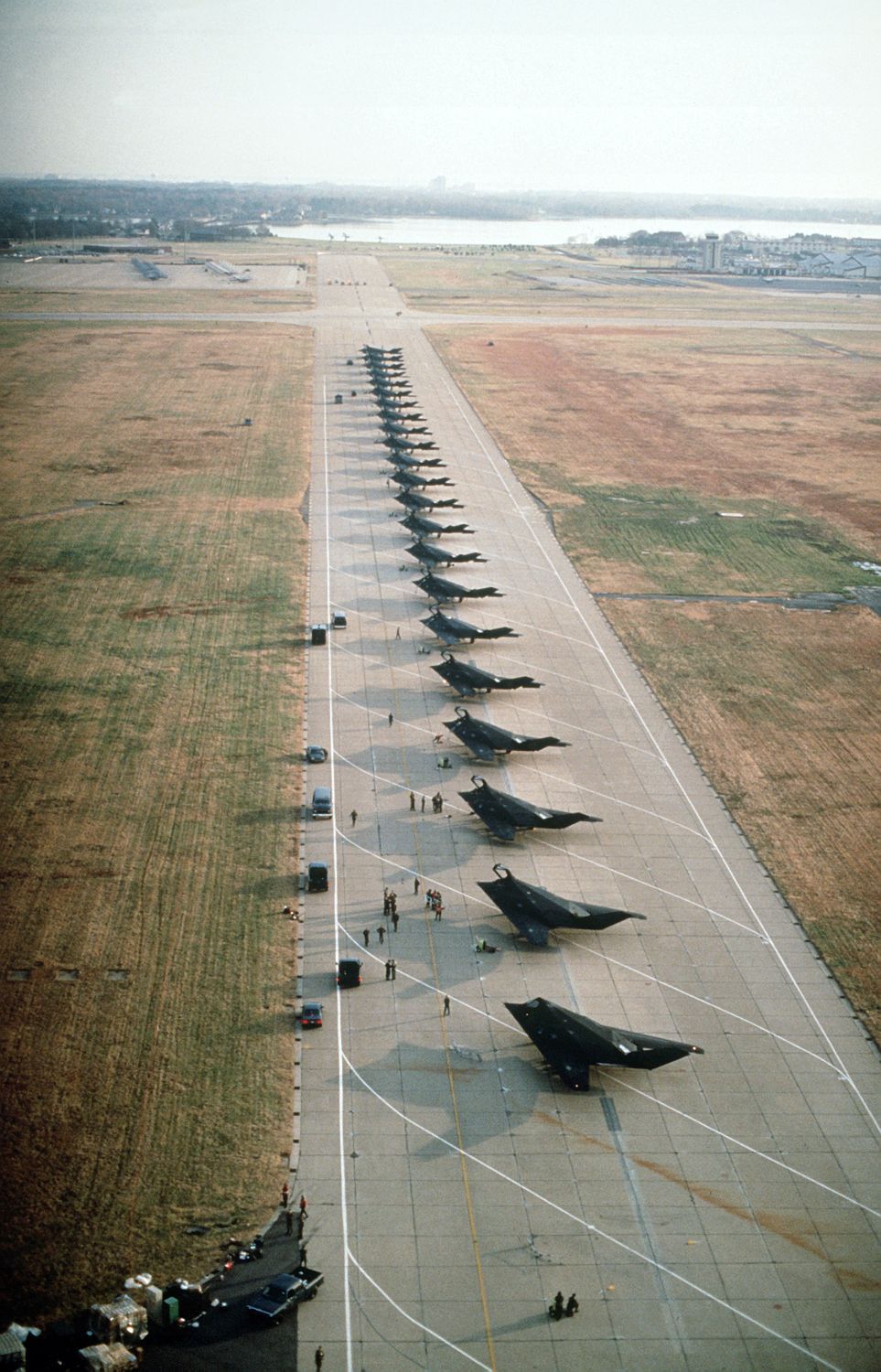 F-117A_Stealth_fighter_37th_Tonopah