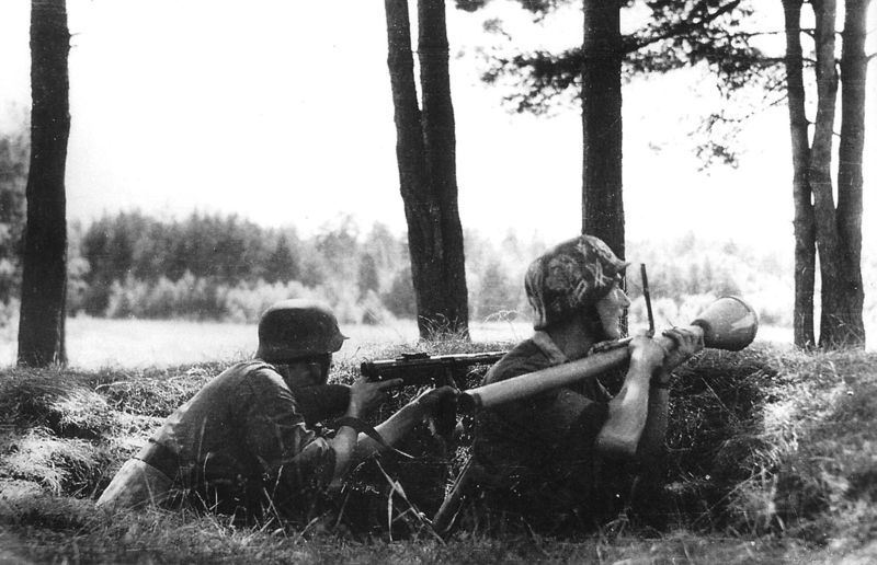 Finnish anti-tank team summer 1944