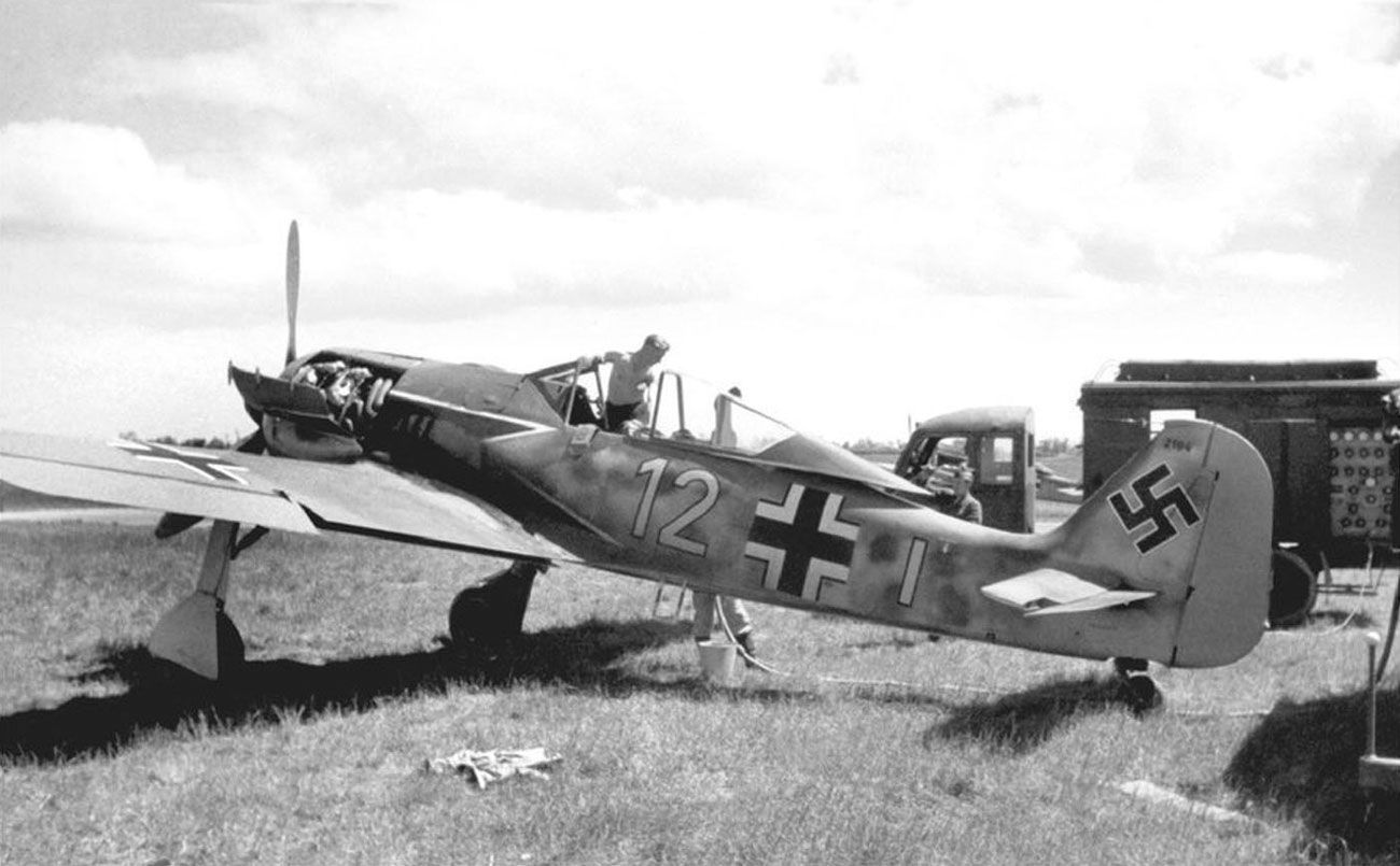 Focke-Wulf Fw-190A-2, 7./JG2, Theville, France, June 1942
