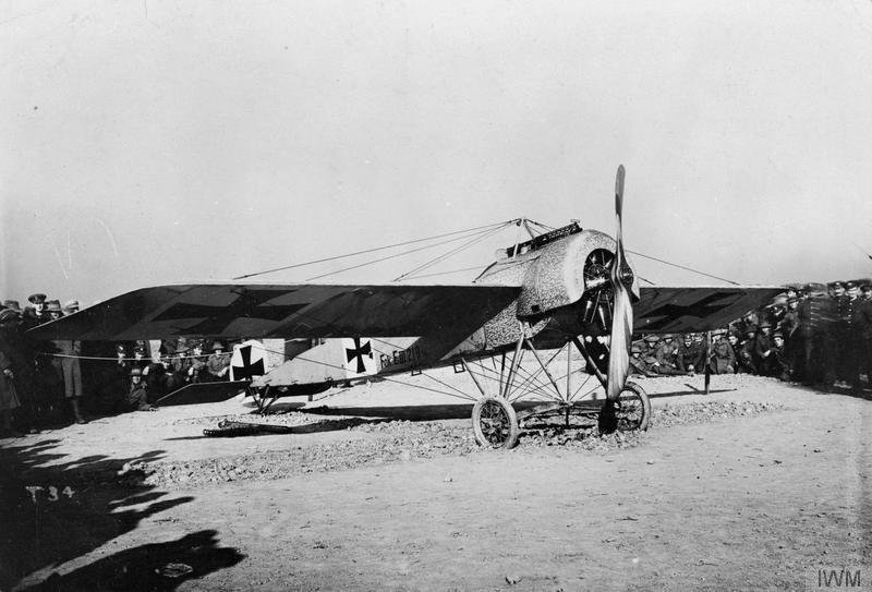 Fokker E.III no. 210/16,  captured (2)