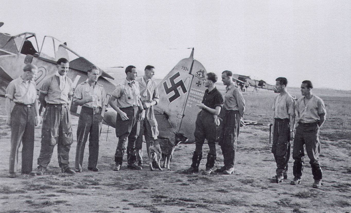 FW-190A-9_at_Vannes_France_July_1943