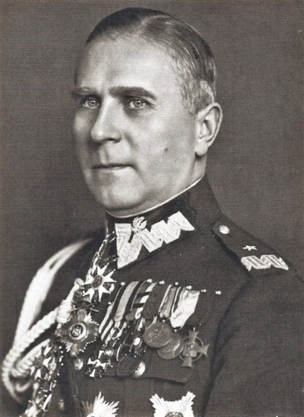 General Tadeusz Kutrzeba (1886-1947), the Commander of the Army Poznań in 1939.