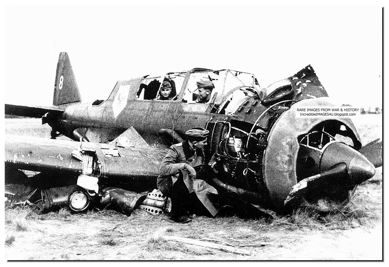 german-invasion-poland-1939-polish-plane-pzl-23-karas