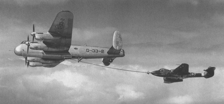 Gloster Meteor flight refuelling 1949