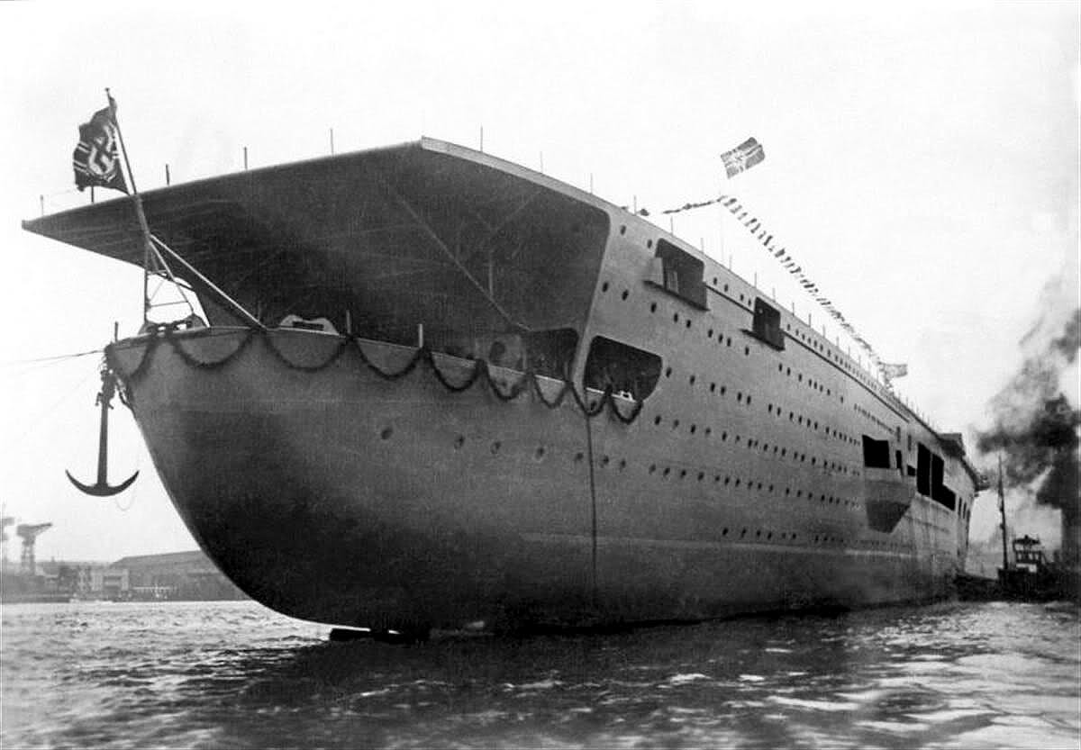 Graf-Zeppelin-back