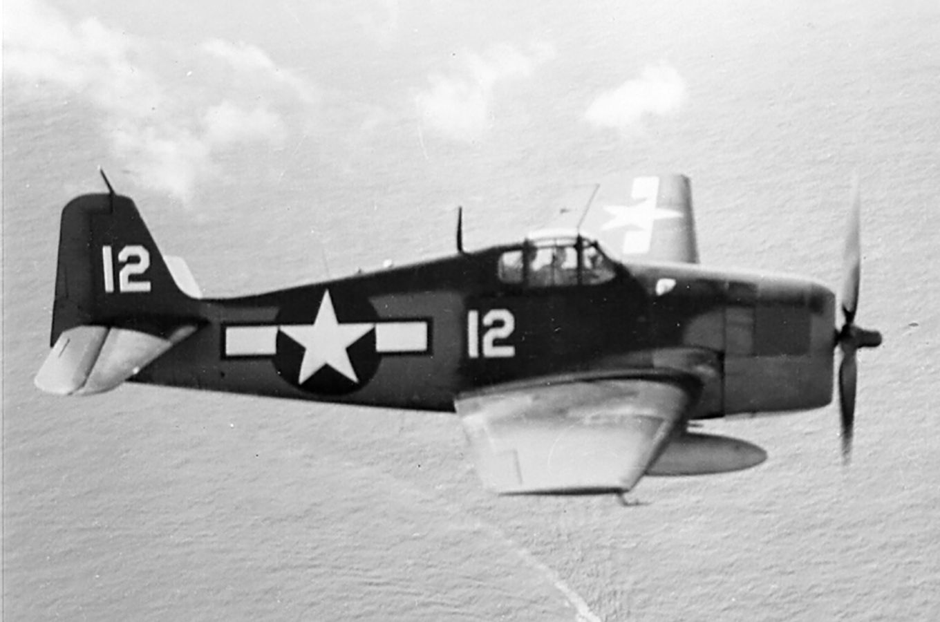 Grumman F6F-3 Hellcat "White 12", VF-10