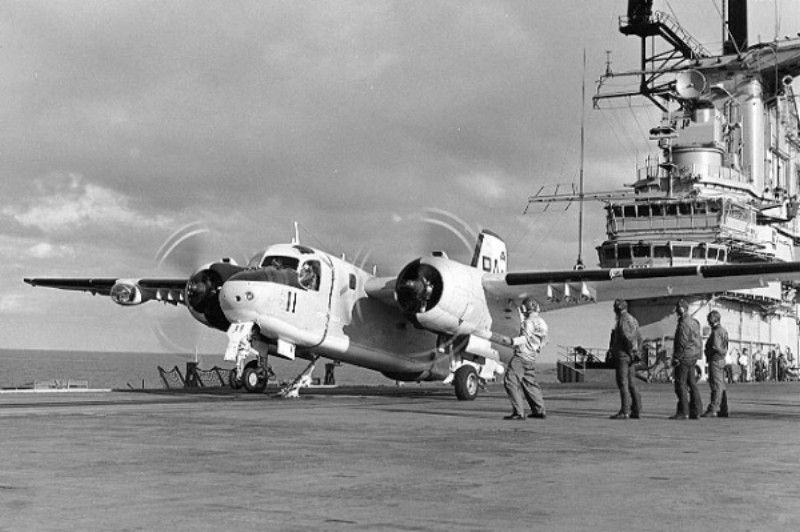 Grumman S-2E Tracker