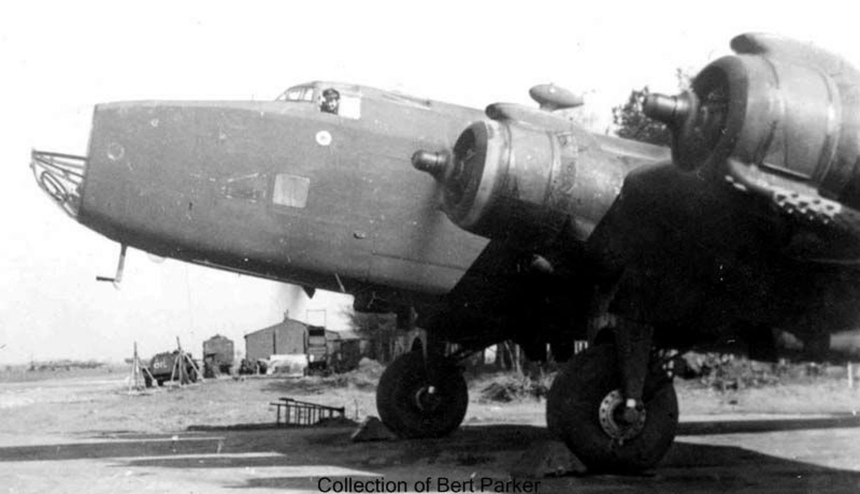 Halifax04A RCAF