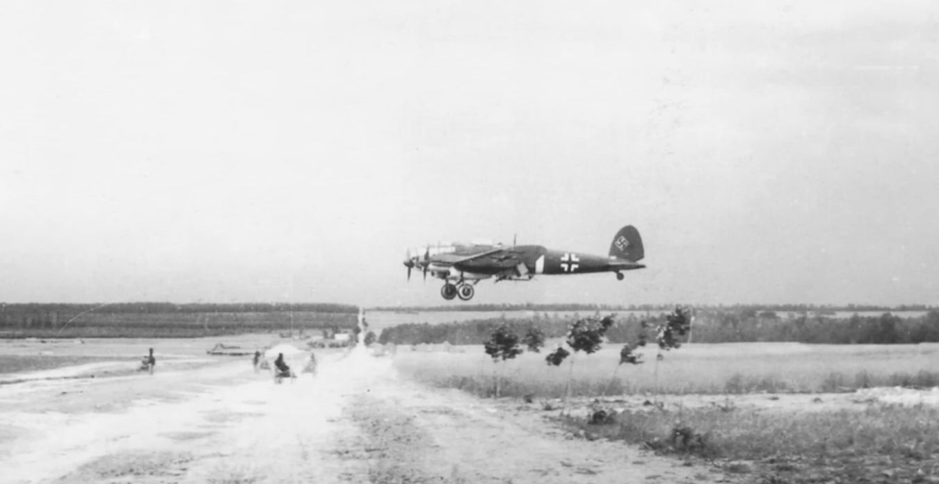 Heinkel He-111 landing