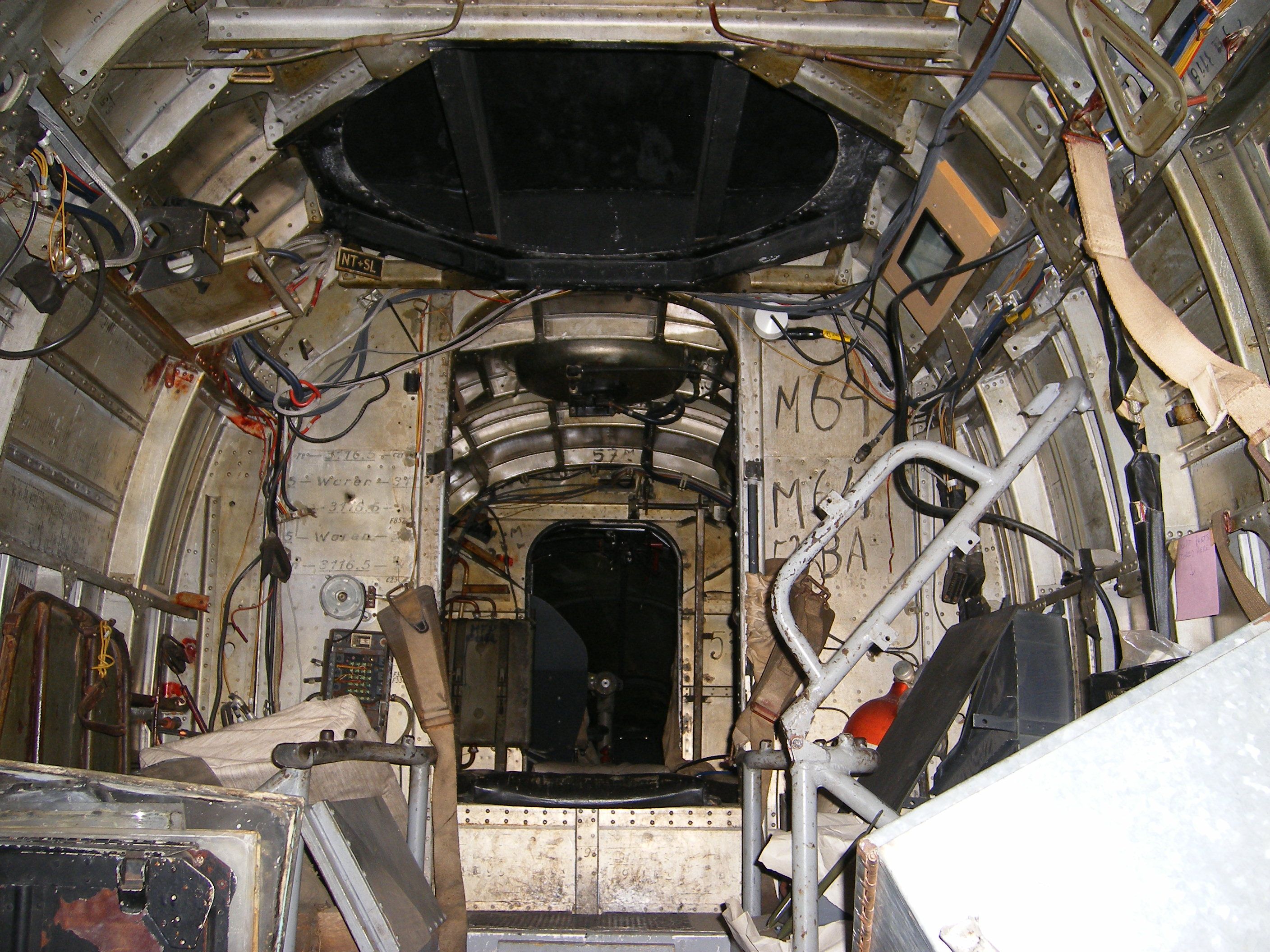 Heinkel_He_111_interior