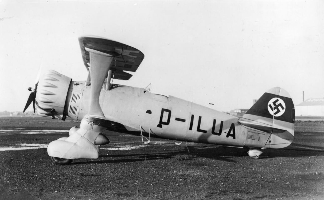 Henschel Hs-123V2 (1)
