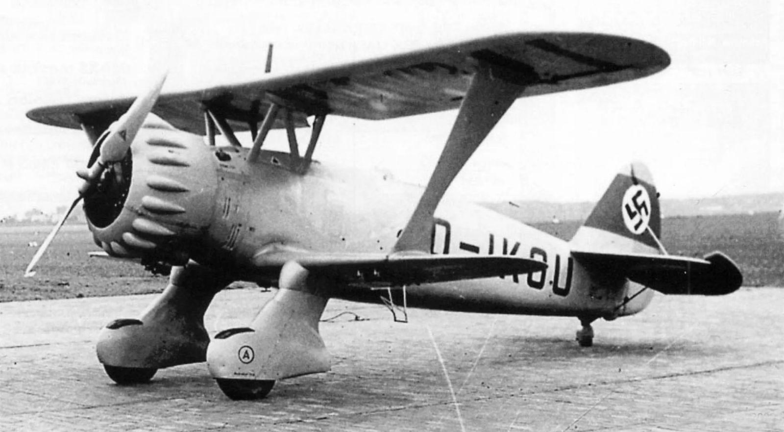Henschel Hs-123V3 prototype