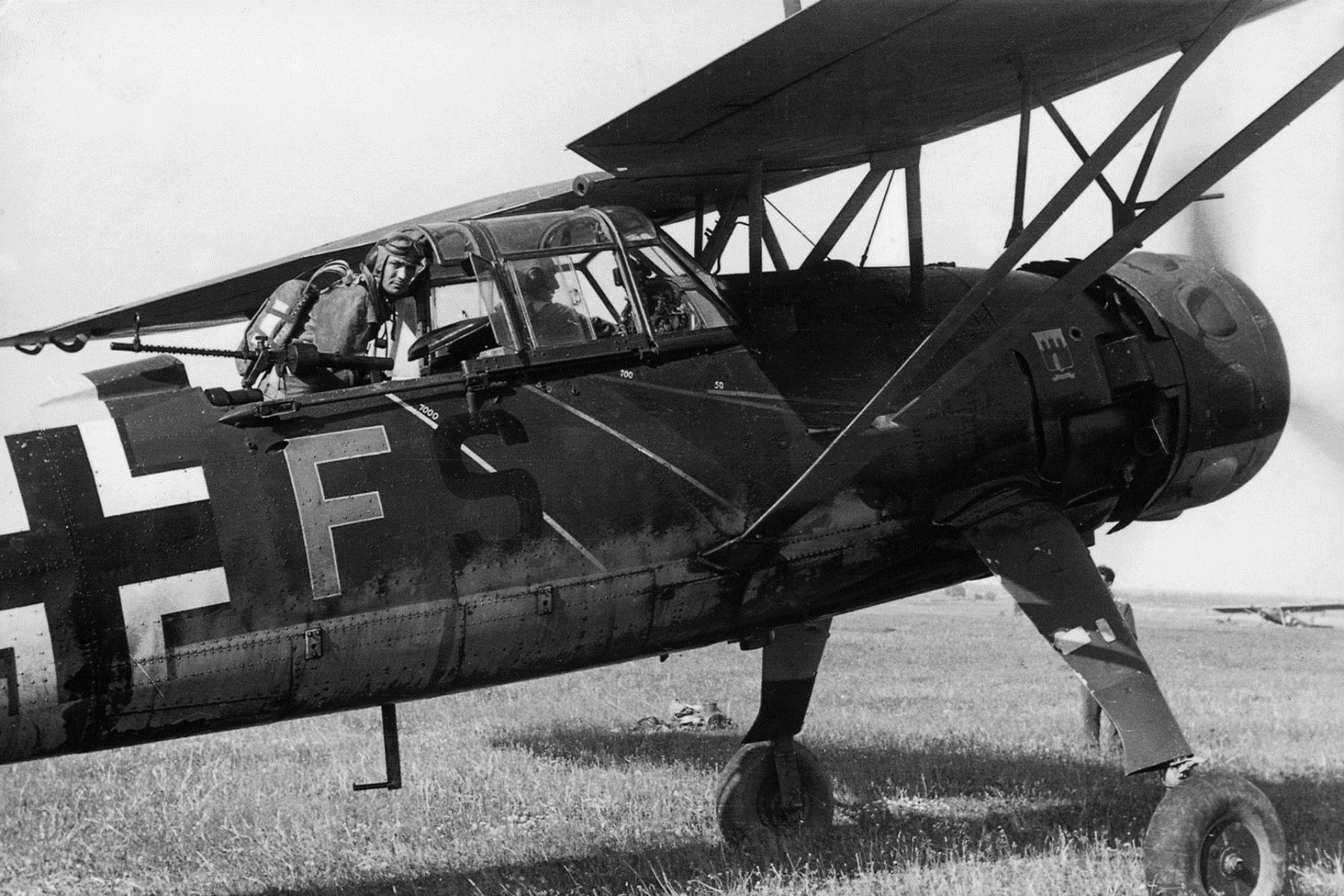Henschel Hs 126