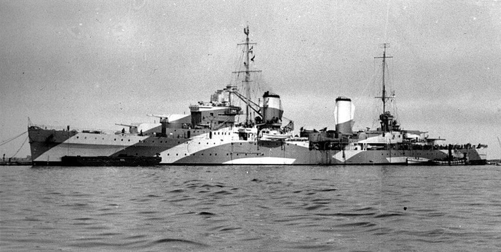 HMAS Perth light cruiser, 1941 (4)
