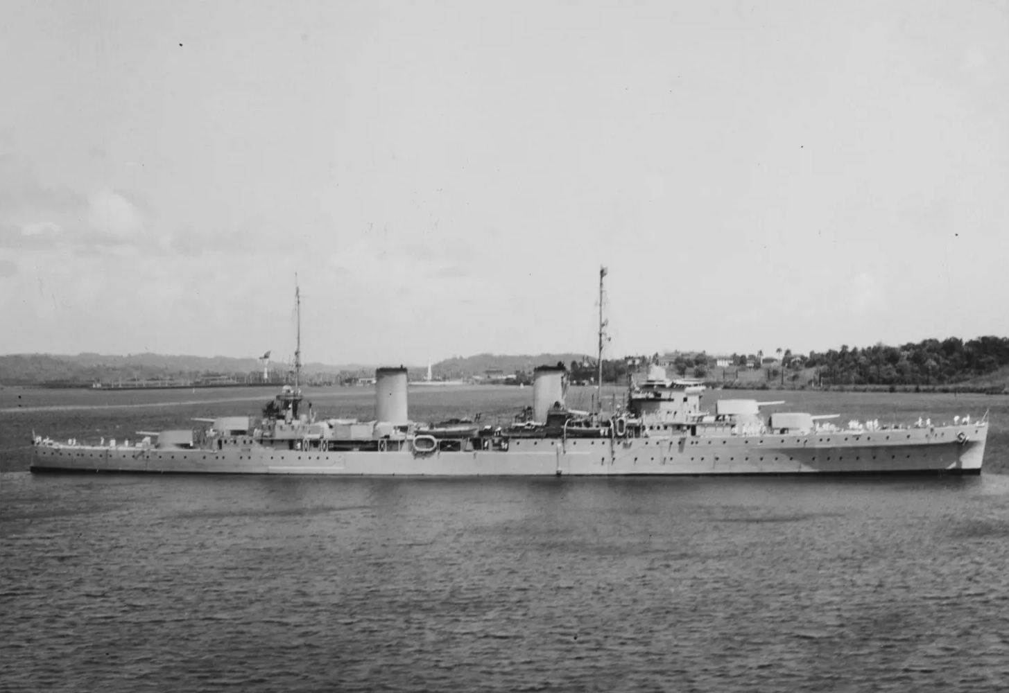 HMAS Perth light cruiser, the Gatun Lake, Panama Canal, 1940