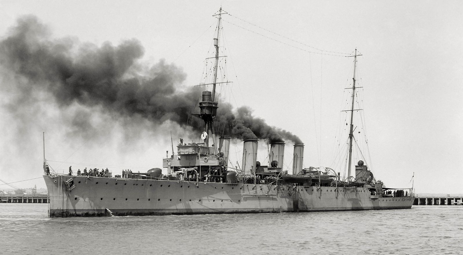 HMAS Sydney I light cruiser