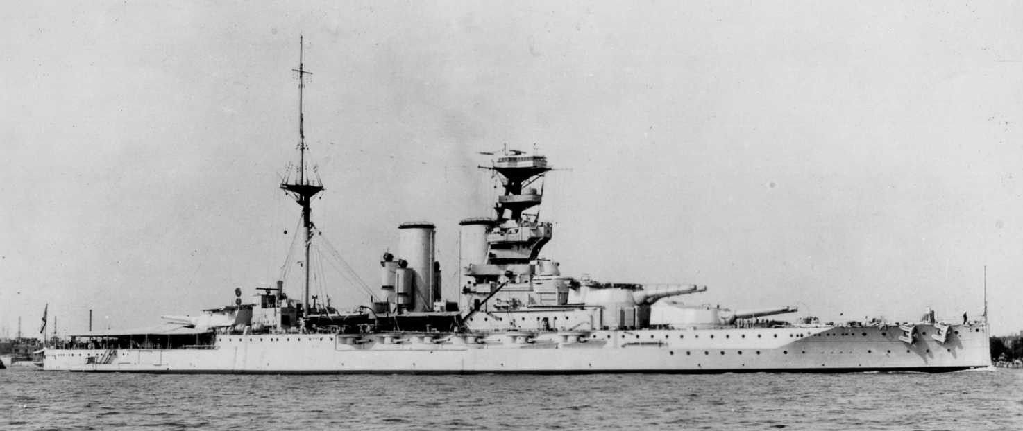 HMS Barham, a Queen Elizabeth-class battleship in 20' (2)