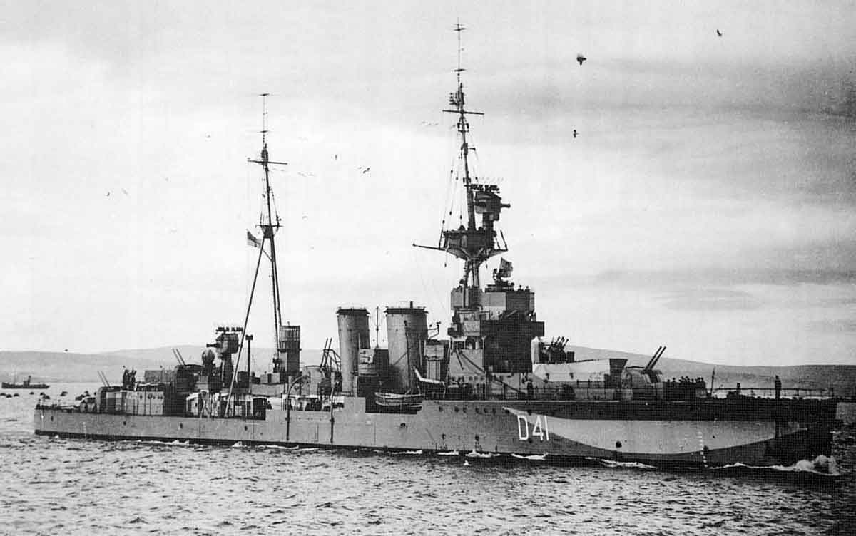 HMS Curacoa, D41