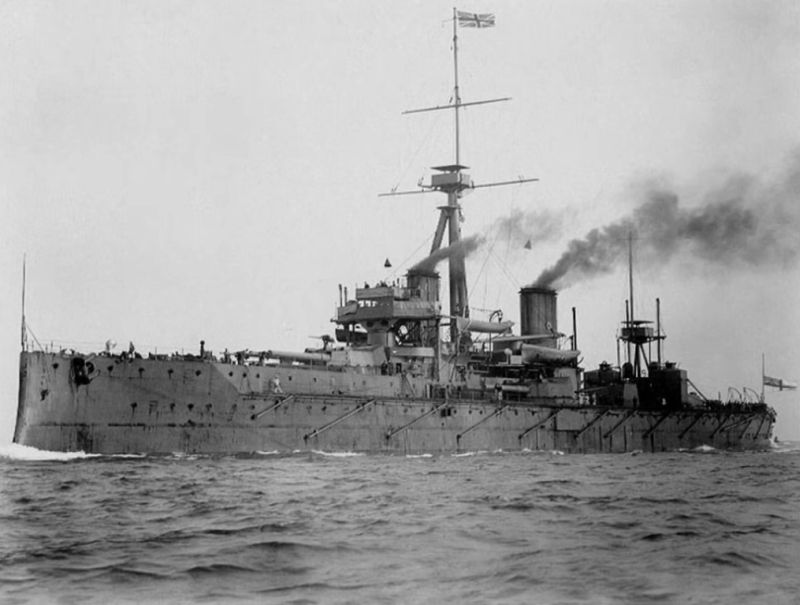 HMS Dreadnought battleship (1)