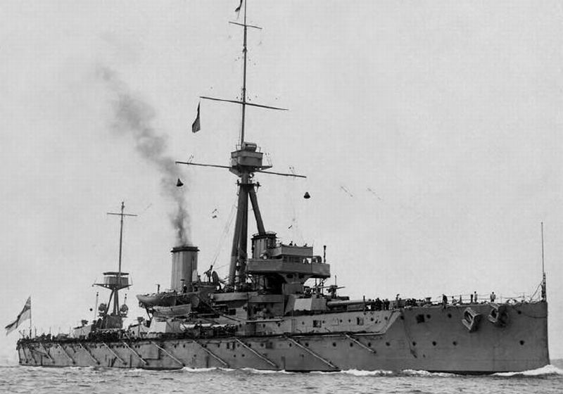 HMS Dreadnought battleship (2)