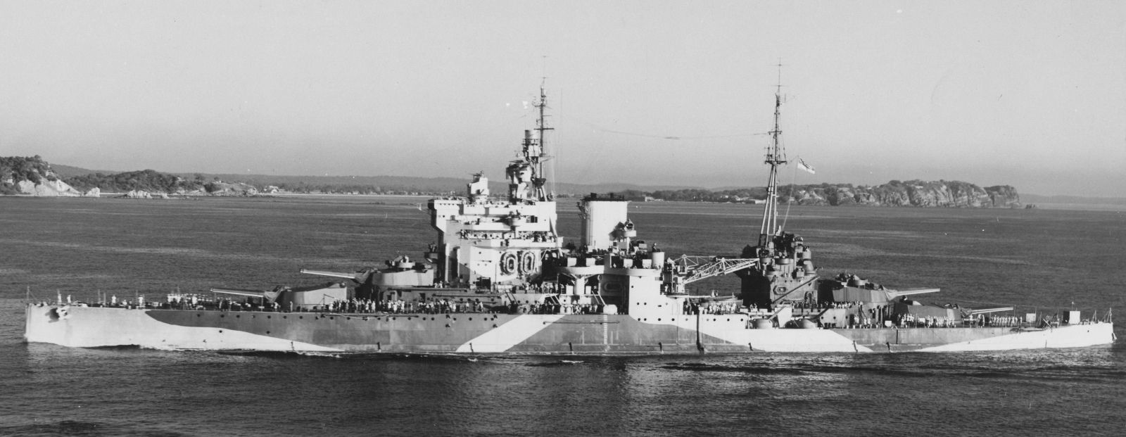 HMS Queen Elizabeth battleship