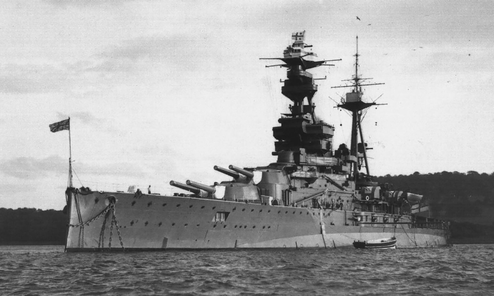 HMS Royal Oak, the Revenge-class battleships in 30'
