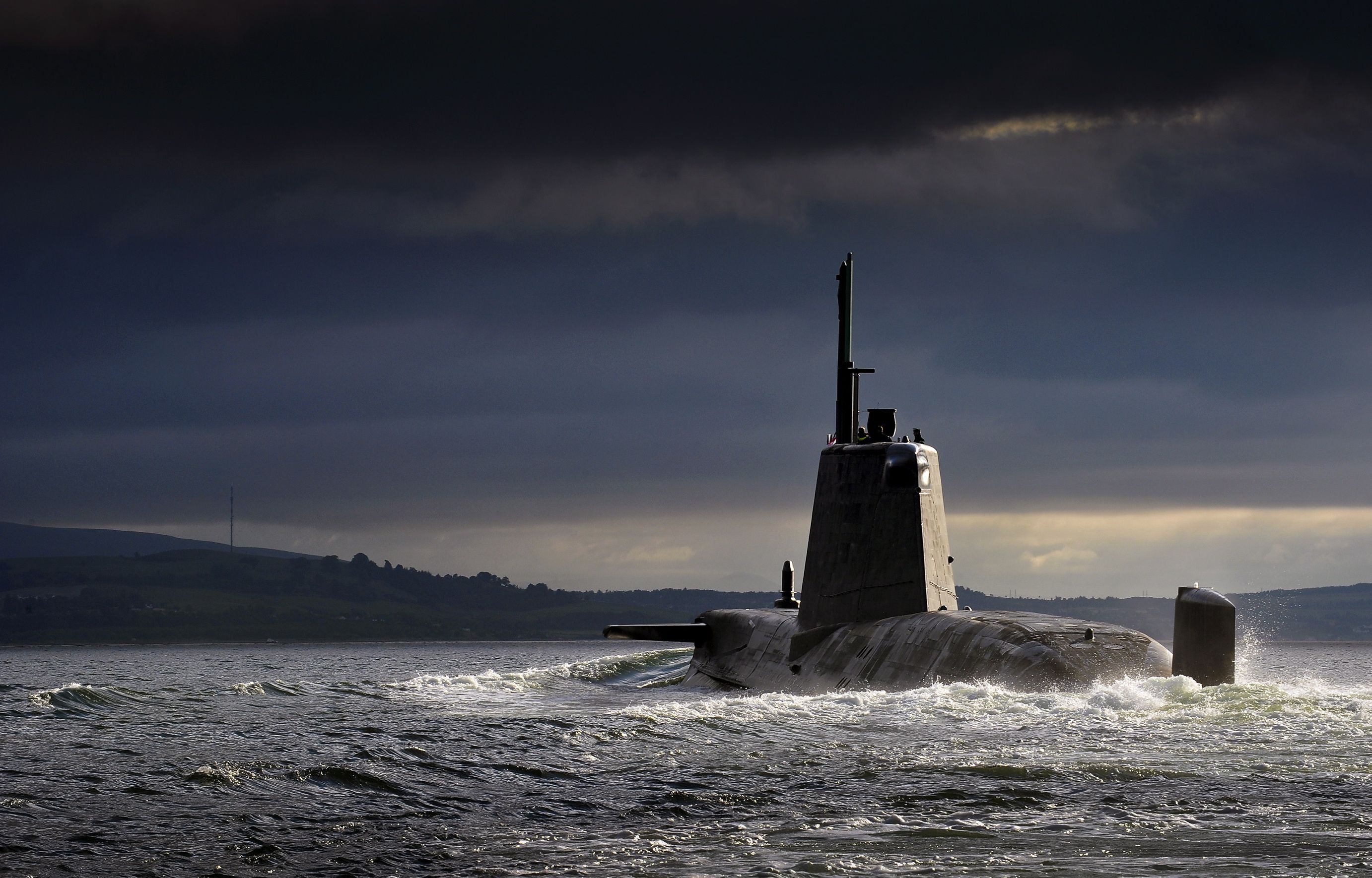 HMS_Ambush_Returning_to_HMNB_Clyde_Scotland