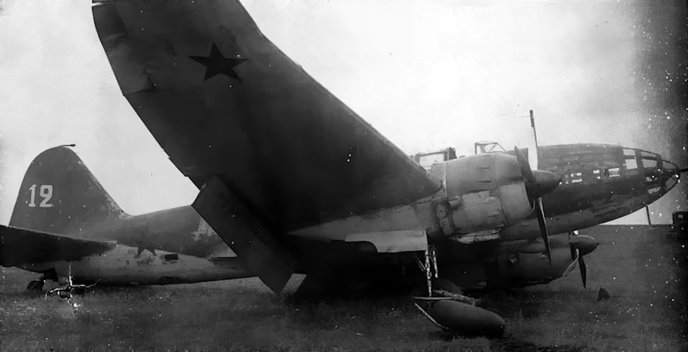 Ilyushin DB-3F of the 100 DBP crashed during taking off