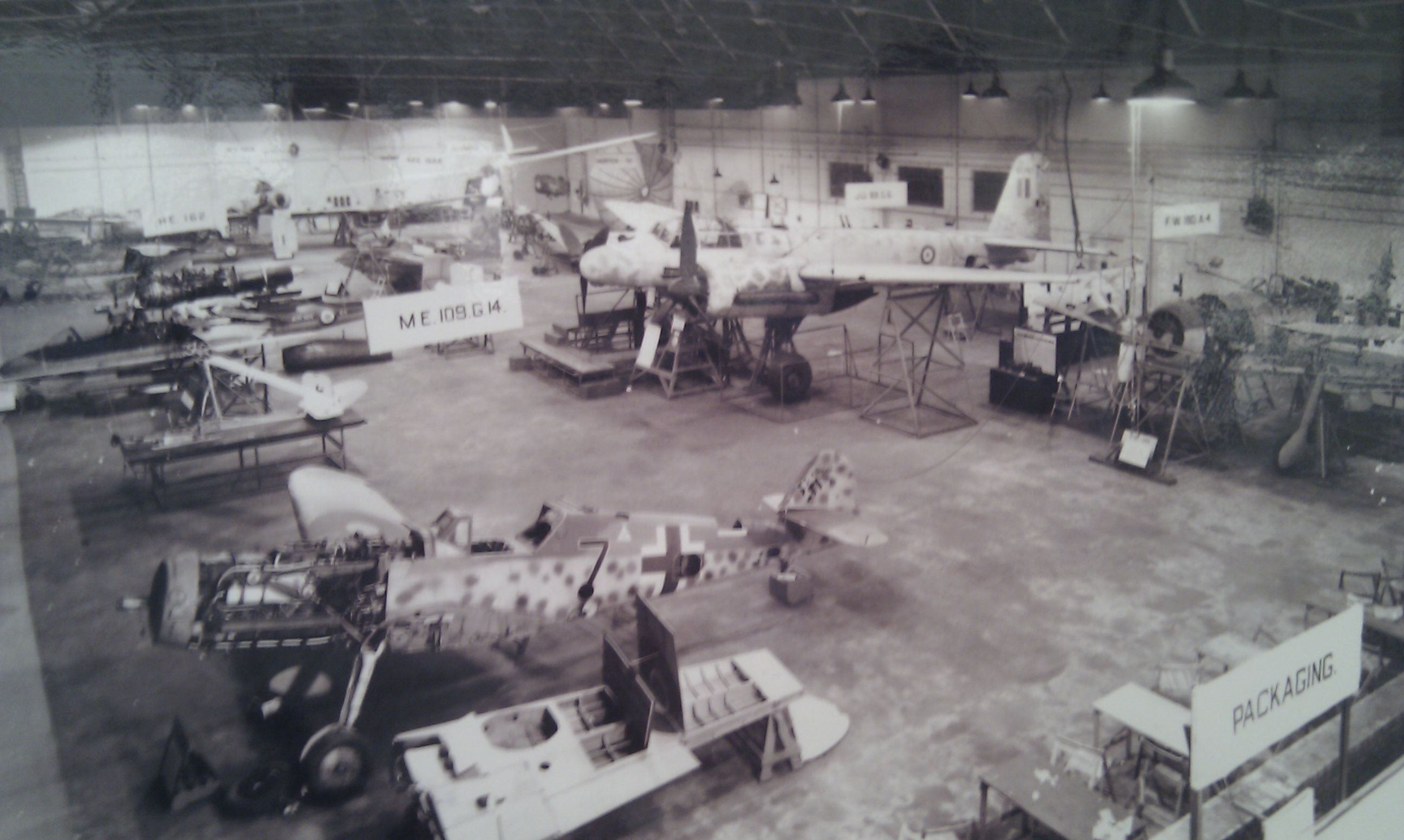 Inside-of-Farnborough-hangar