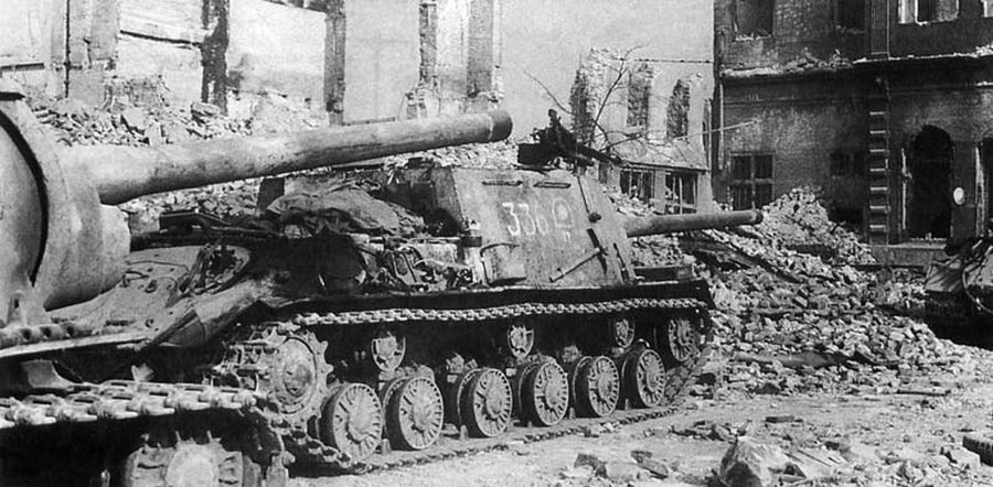 ISU-122, the  Spring 1945