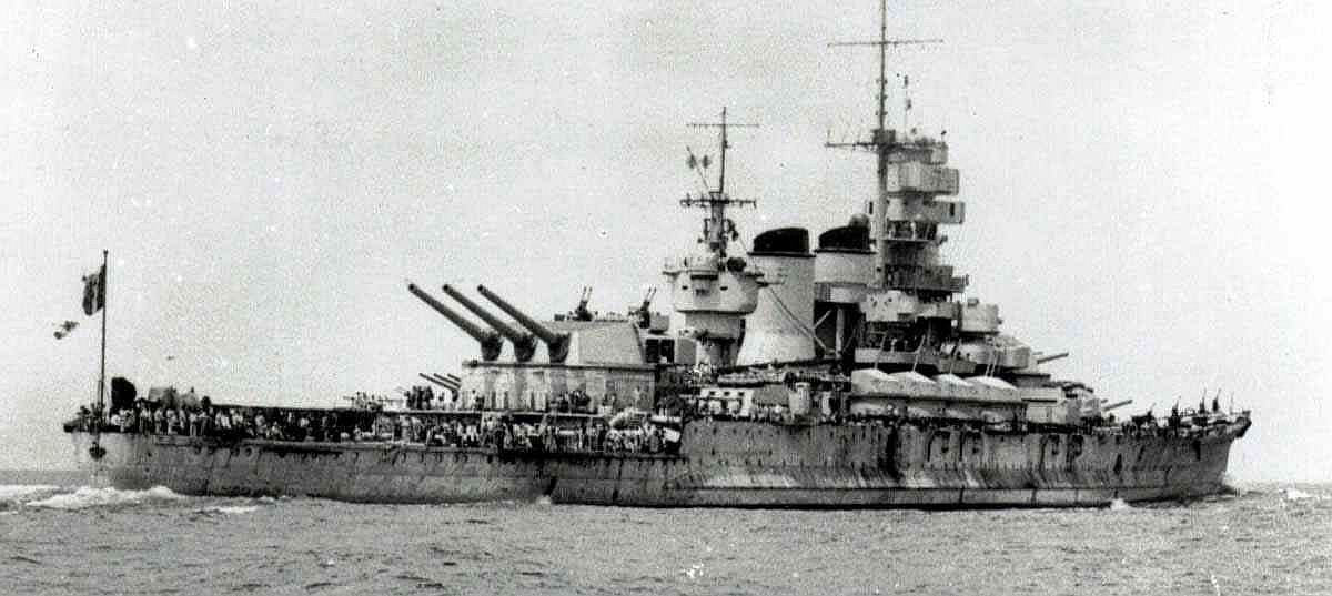 Italian battleship Roma, 1940 (2)