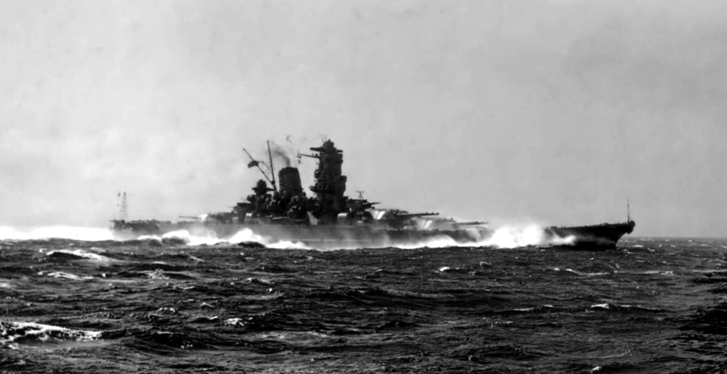 Japanese_battleship_Yamato_