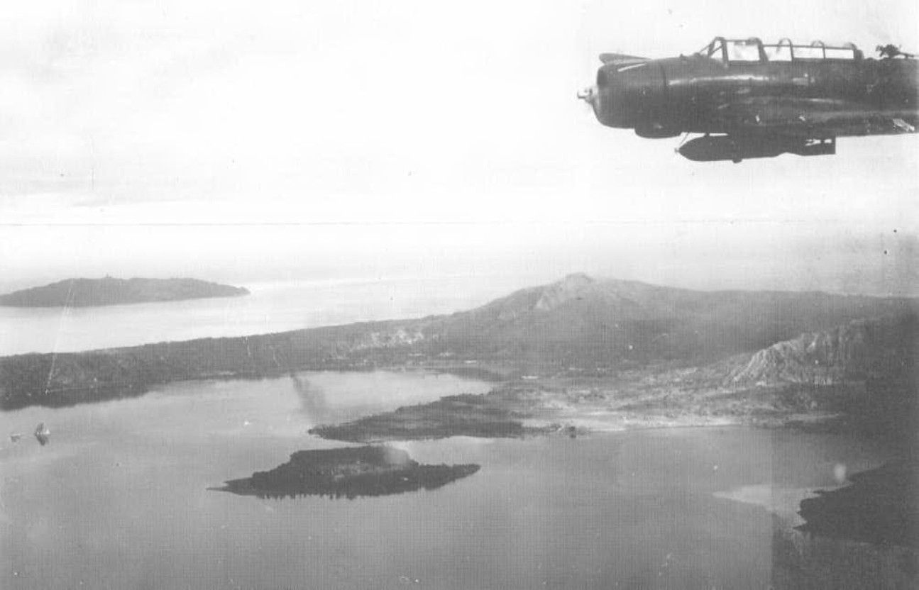Japanese_bomber_Nakajima_B5N2_Kate_flying_over_their_airbase_in_Rabaul