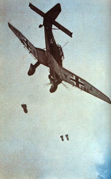 Ju-87 releases its load.