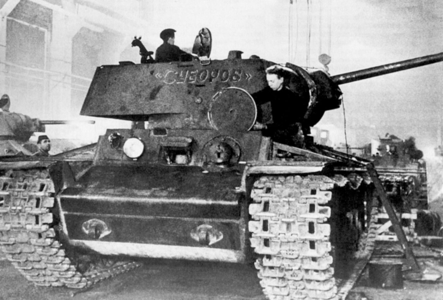 KV-1 heavy tank , 1942