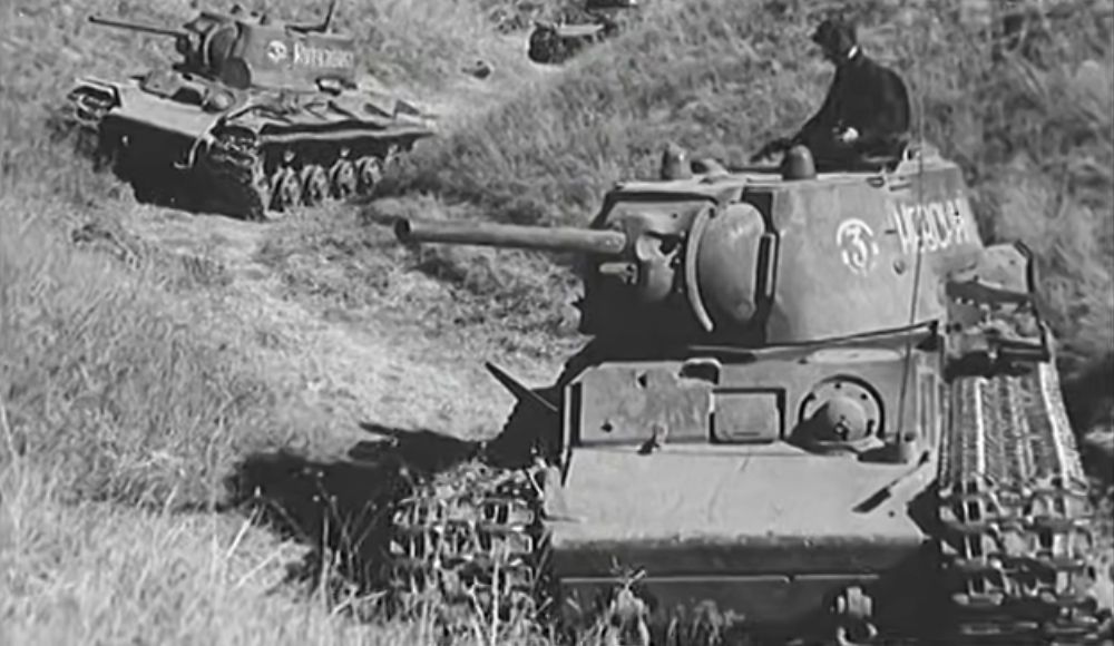 KV-1 heavy tank named "Невский" ( Nevsky ) 1943 (1)