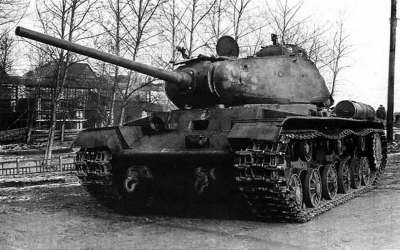 KV-85 heavy tank, Chelyabinsk, Autumn 1943
