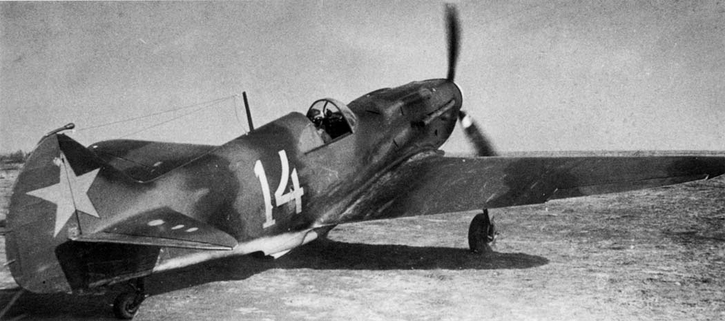 LaGG-3 "White 14",  44 IAP, 1941 (1)