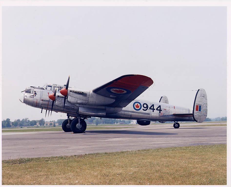 Lancaster 10MP, RCAF