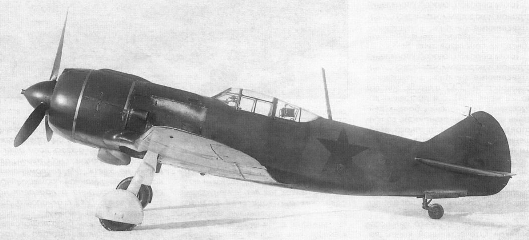 Lavochkin La-5 no.39210101, trials NII VVS, 1942/43 (1)